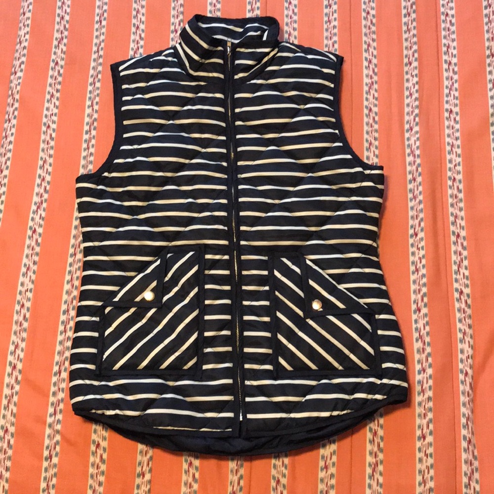 Women’s puffer vest